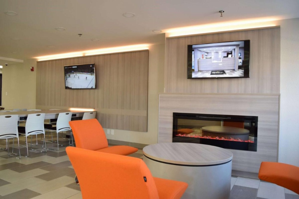 Microtel Inn & Suites by Wyndham Raleigh Image 23